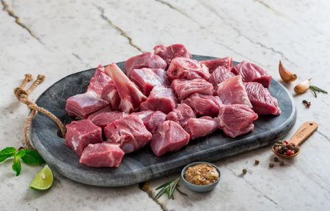 Leg Curry Cut (Front / Back Leg) (Serves: 3 - 4) (Pieces: 18 to 20 460 - 480 Gms)