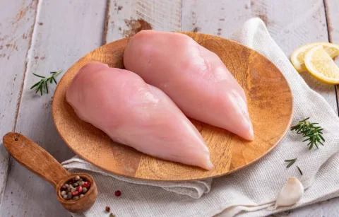 Chicken Breast Boneless (Serves: 1 - 2 Pieces: 2-3 240 - 280 Gms)