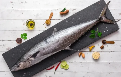 Seer Fish Curry Cut - With Head Pieces: 6 - 8 Gross: 320 - 350 Gms Net: 230 - 250 gms